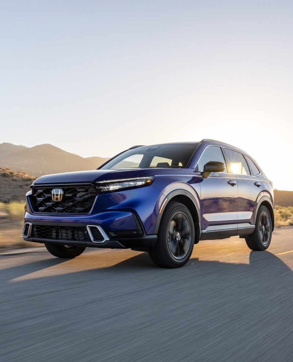 Power 💪 + efficiency 🔋 = the all-new 2023 #HondaCRV Hybrid! 📸: @MotorTrend