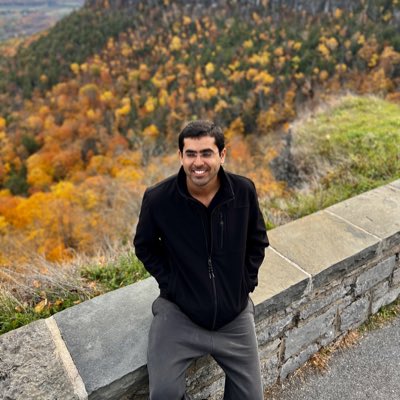 farhanakhtarmd's tweet photo. #NewProfilePic https://t.co/P0DRe3vuzE