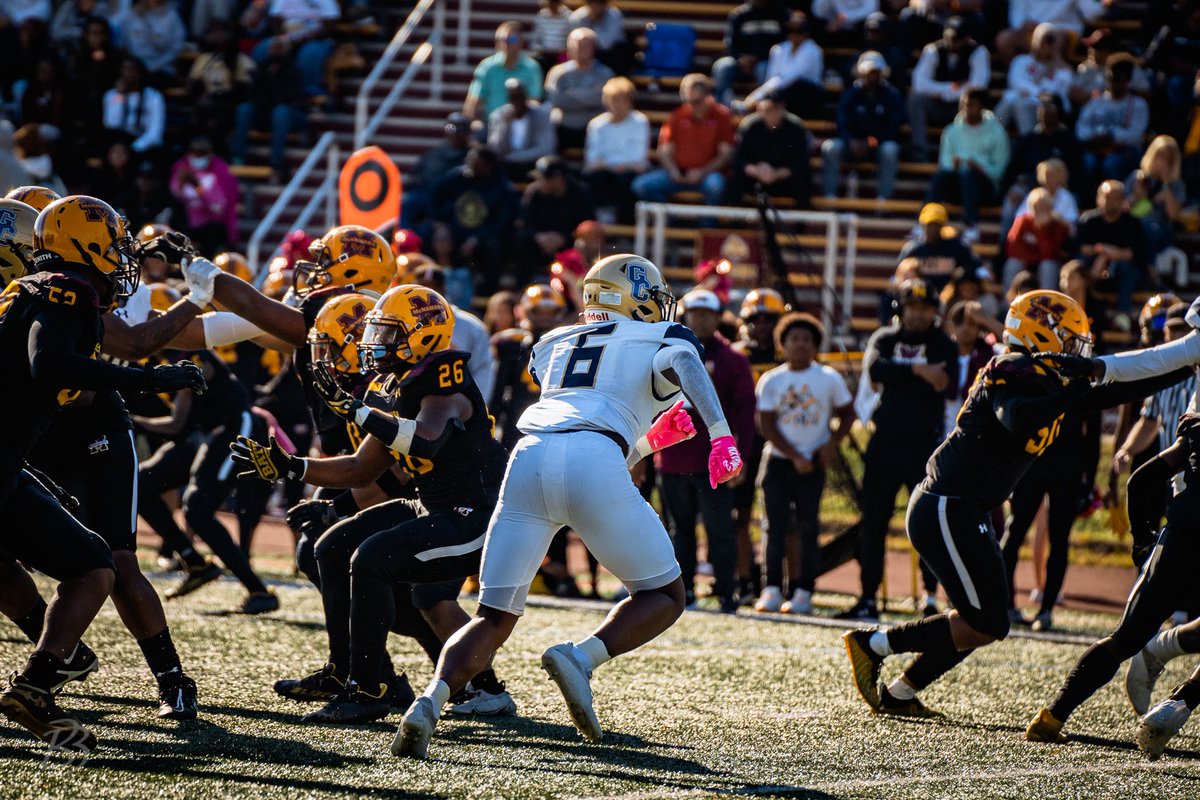 gcfootball's tweet image. #LBHIGH @UANextFootball @Aaron7Chiles 

📸@brycebluestein