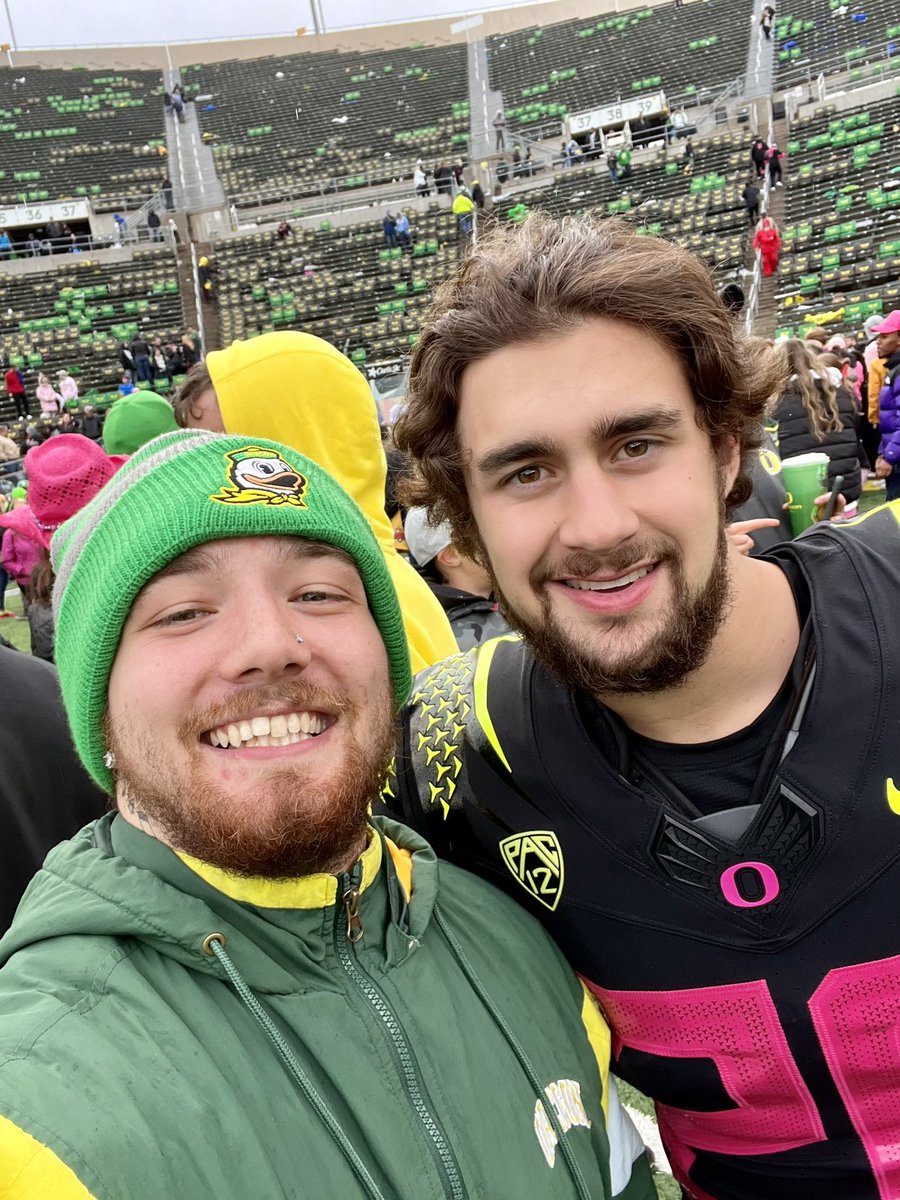 DuckZone503 (@duckzone503) on Twitter photo My boy <a href="/prestonalford14/">Preston Alford</a> and I taking a quick pic after the game!! GO DUCKS!! Another great game in Autzen stadium where the ducks WIN 45-30 over UCLA!
#duckzone503🦆 My boy <a href="/prestonalford14/">Preston Alford</a> and I taking a quick pic after the game!! GO DUCKS!! Another great game in Autzen stadium where the ducks WIN 45-30 over UCLA!
#duckzone503🦆