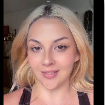 beccasnapples's tweet photo. #NewProfilePic https://t.co/Pr8FIUQpnr