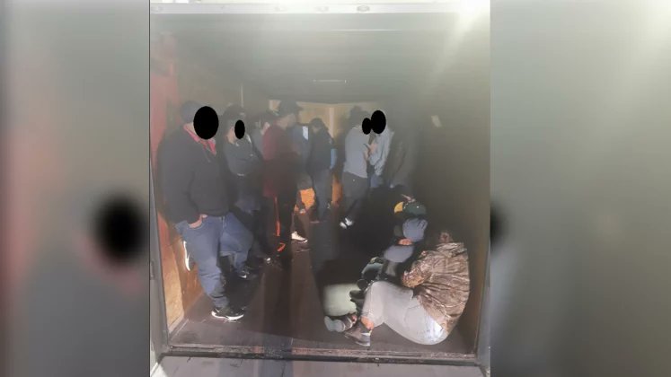 Breaking911 On Twitter 22 Illegal Aliens Found Abandoned In Utility Trailer In Texas