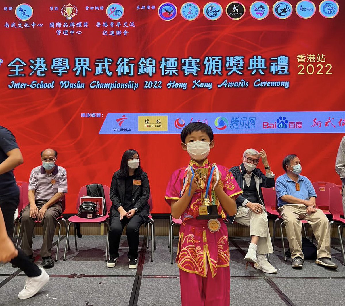 Flora Hui tweet media