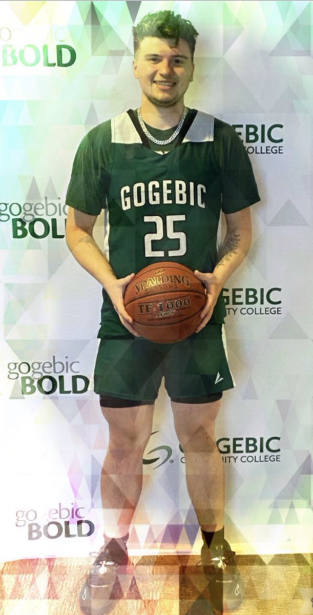 🏀4 Year Coaches🏀
<a href="/DonaldDavisIII/">Donald Davis III</a> (6’4 | G/F) is rebounding well early in the preseason. In two preseason contest he is averaging 8 rpg #JUCOTransfer 

<a href="/3Cinco/">Nickolas Powell | Henrietta Bearcats Basketball</a> <a href="/mmucoach55/">Aaron Jennings</a> @CoachLevIWU <a href="/CameronBonk/">Cameron Bonk</a> <a href="/CoachYahn/">Ricky Yahn</a> <a href="/AshantiGray7/">Ashanti Gray</a> <a href="/CoachKHoff/">Kyle Hoffman</a> <a href="/CoachCWRIGHT/">Chris Wright</a> <a href="/DellJCoachUp/">Dell Johnson</a> <a href="/CoachAlbertIT/">Coach Albert</a>