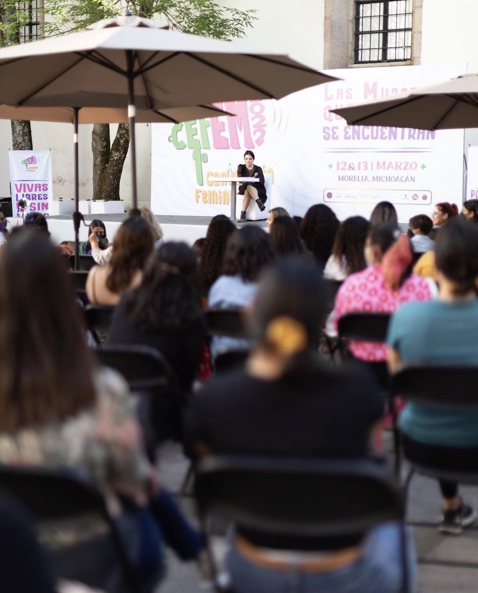 CEFMichoacan's tweet photo. y por supuesto… La #CEFEM 💜, Convención Feminista 2022 evento donde dialogamos y aprendimos herramientas para ejercer nuestro poder como ciudadanas, escuchando e interactuando con actoras políticas y activistas sociales y que buscó fomentar la participación de las mujeres 1/2 https://t.co/1RgCu6oe3u