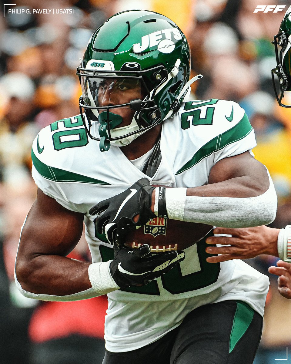 The Jets fear RB Breece Hall has an ACL injury, per HC Robert Saleh