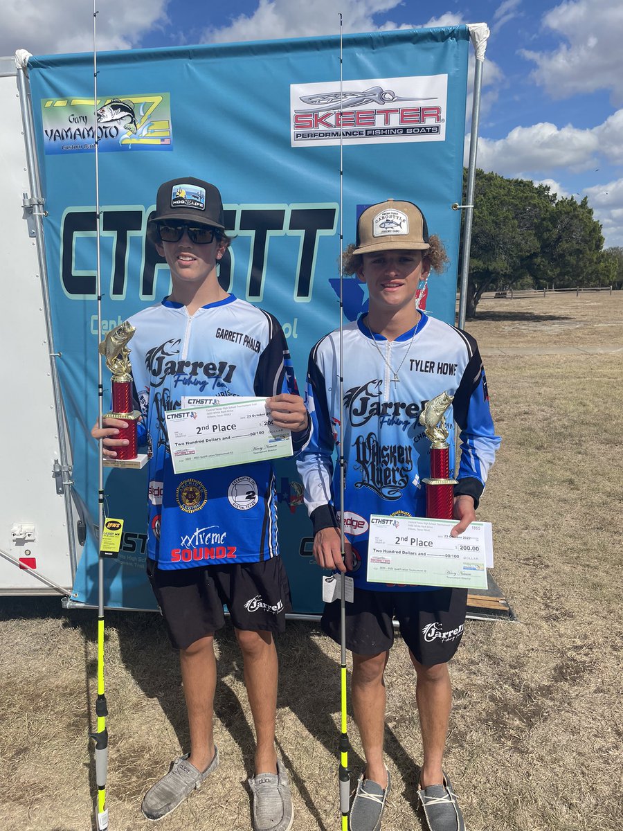 TylerHowe05's tweet image. Fished with @g_phalen on lake belton today for a high school tournament, placed second with 9.96 @whiskeymyers #lews #daiwa #duckett #oakley