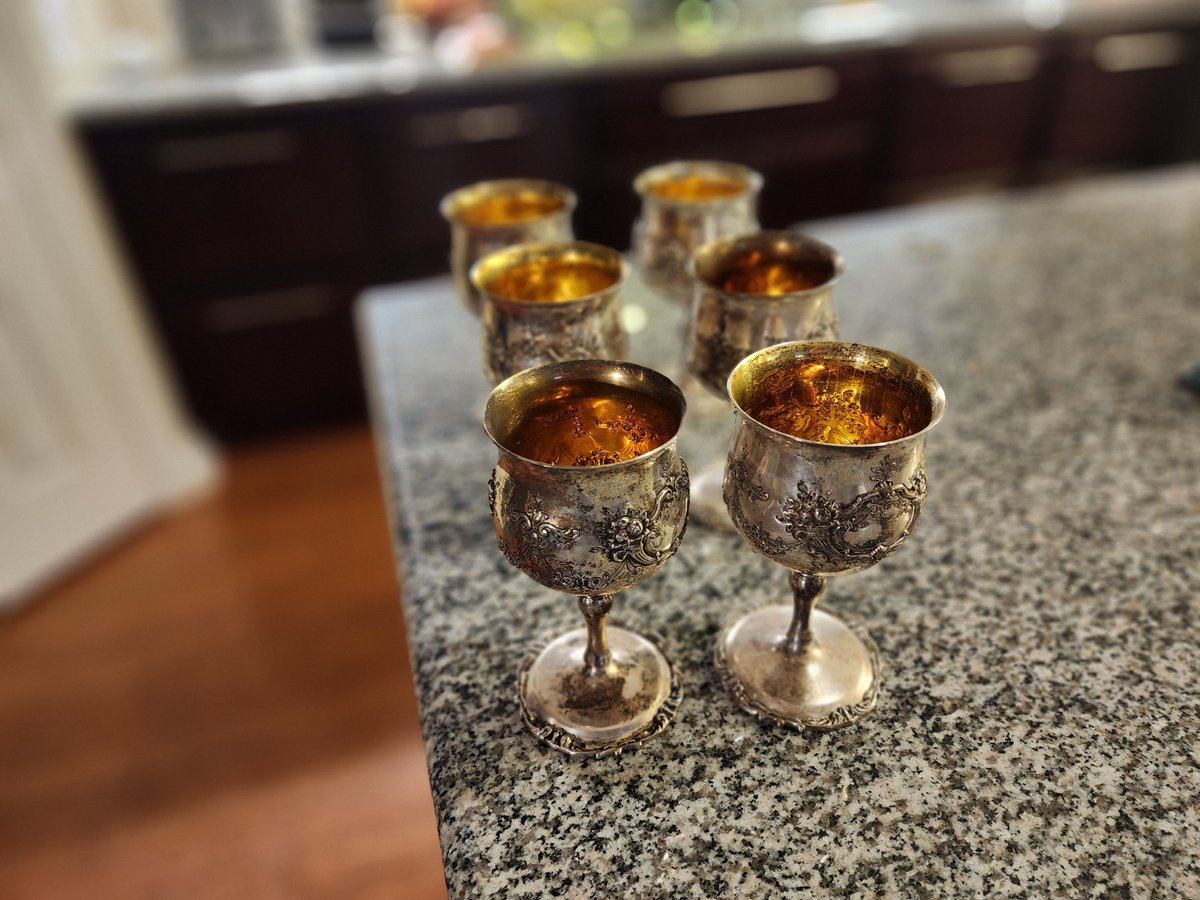 JeffSullivan's tweet photo. Ain't no party like a dragon party! Getting geared up for the #hotd finale. Also the kids said I'm a nerd and I'm thinking about banishing them from my kingdom. https://t.co/q7RLM6Owkh
