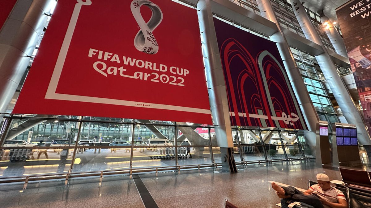 نساء أستراليات يطالبن قطر بضمان سلامة المشجعات في كأس العالم بعد خضوعهن لفحص نسائي قسري f24.my/8zAU.t