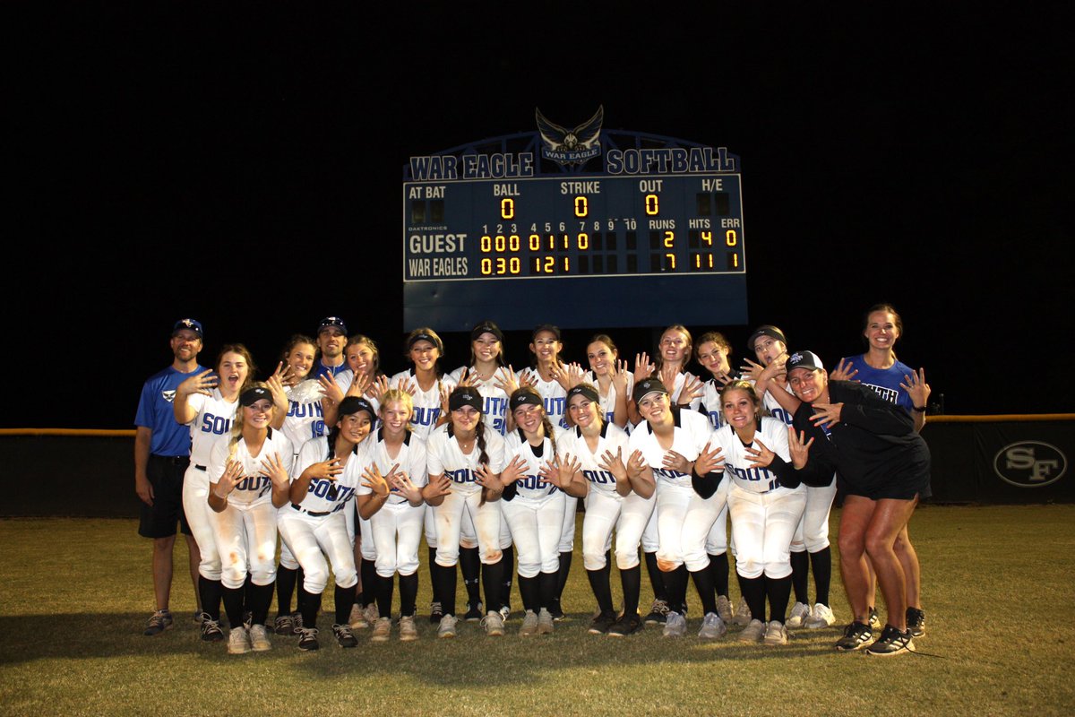ELITE 8!!! So proud of these girls! Columbus, here we come! #notdoneyet 💙🦅💍