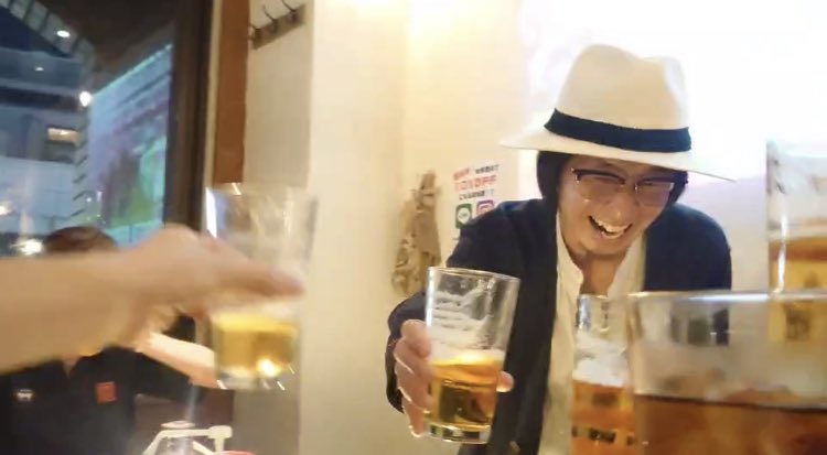 wataru_mad55's tweet photo. TMGE live night vol.16打ち上げ🍺
参加に至らなかった出演関係者の分も乾杯しました！

主催に最高の笑顔をもたらす事もできて良かった！まこっちゃん今年もありがとう！お疲れ様！

みんなありがとう！ https://t.co/OmXOI1lDqY