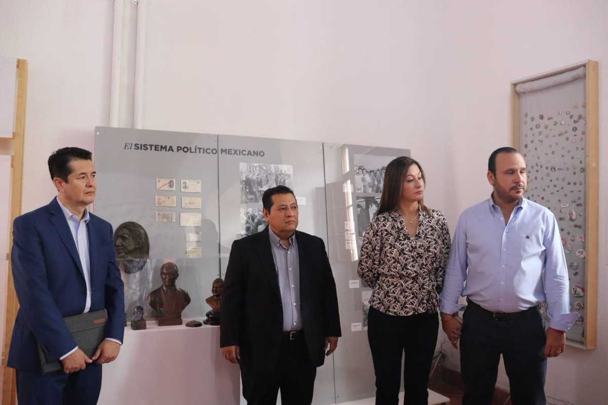 INECoahuila's tweet photo. En el marco del 3er Aniversario de la @CatedraMadero, el @INEMexico en colaboración con el @MUSEOMODO, @CulturaCoahuila y el Ayuntamiento de Parras, inauguraron la exposición: “Ciudadanía, Democracia y Propaganda Electoral en México 1910-2021”. https://t.co/Q3ob0CkQYF