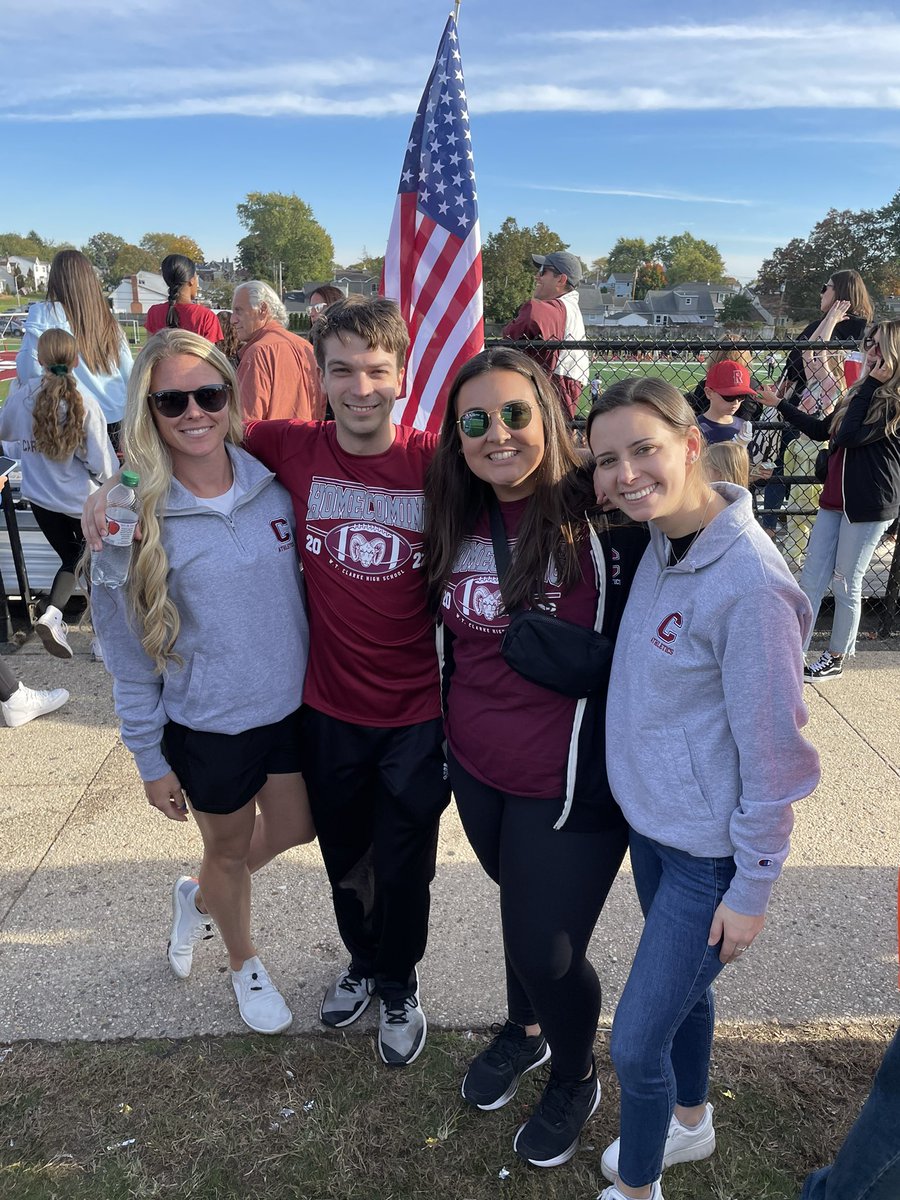 Hannah Seltzer tweet media