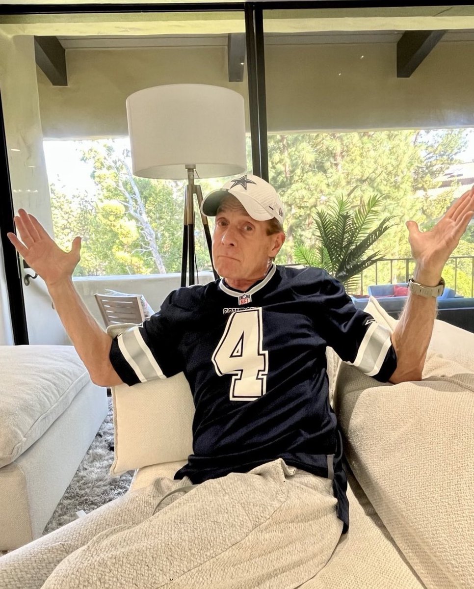 Skip Bayless tweet media