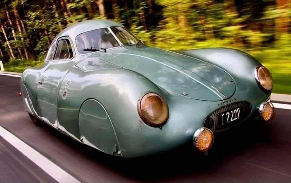 PORSCHE718RS60's tweet photo. オットーマテさん所有のPORSCHE TYP64
この世のどの車よりも好きな車です💕
#PROTOTYPE
#PORSCHE
#TYP64 https://t.co/XlxW4I2VJi
