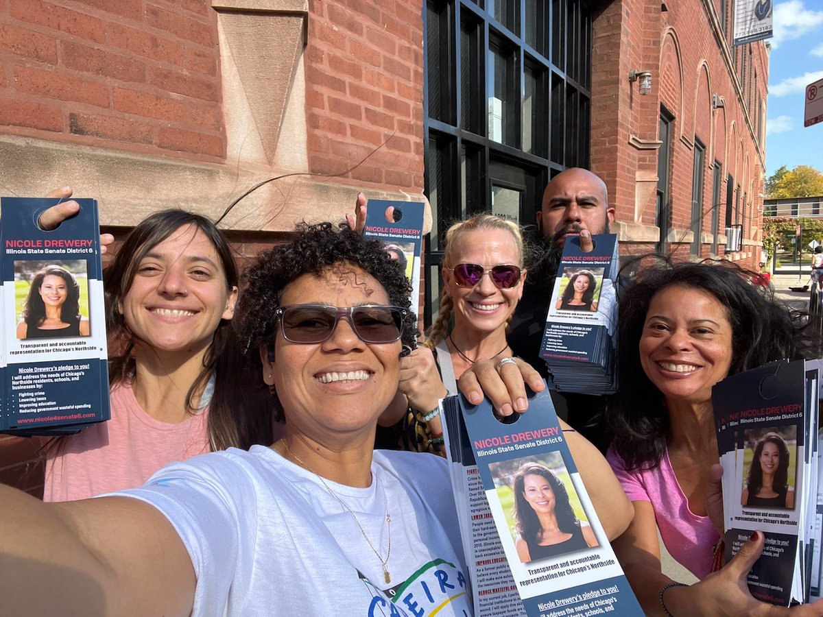 Nicole4Senate6's tweet photo. Out today with another team of #Vote4Nicole volunteers. It was a gorgeous Sunday to walk and meet voters with this fun crew! #NorthCenter #47thWard https://t.co/B7HJ2jj0ZC