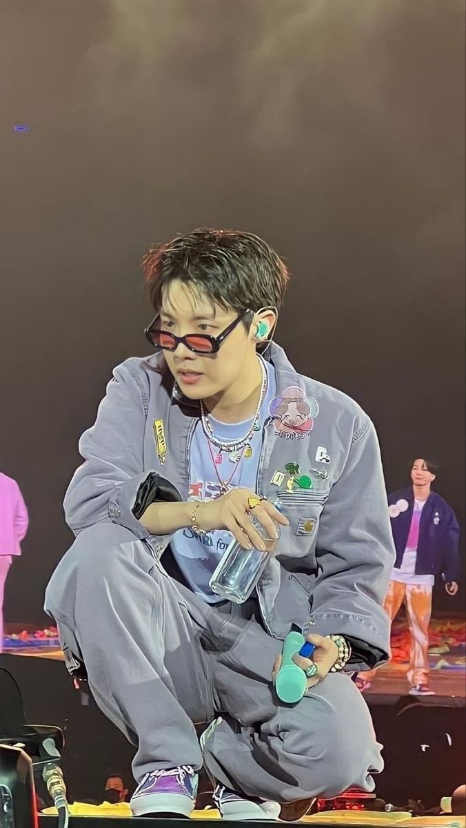 hobiconcert's tweet photo. https://t.co/FXB21YdpfG