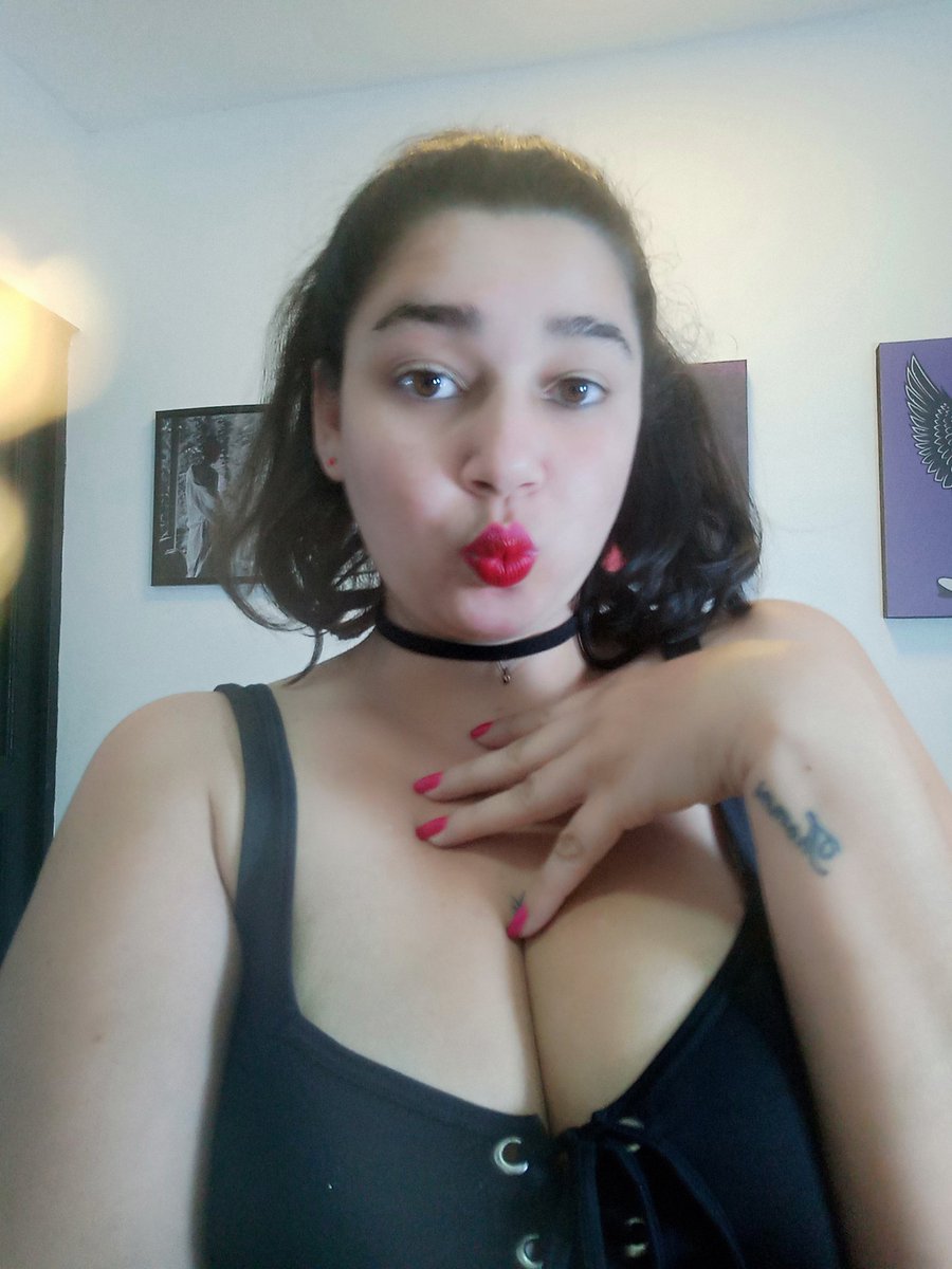 IvannaFerrero's tweet photo. #chaturbate #CAM4 #amateur #natural #webcam #bbwnudist #Online https://t.co/LKnMTp6w3X