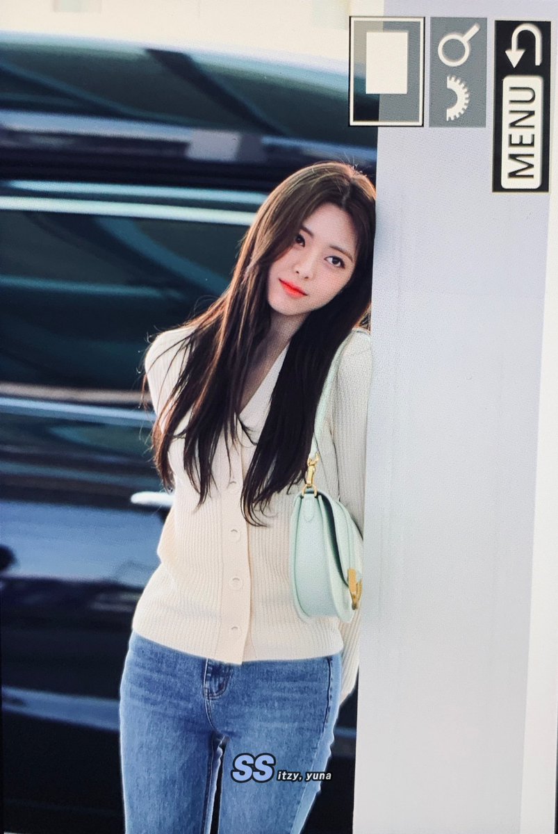 shinsarang_yn's tweet photo. 221024 😭😭😭😭
#유나 #YUNA #있지 #ITZY https://t.co/3rqQPvDg0R