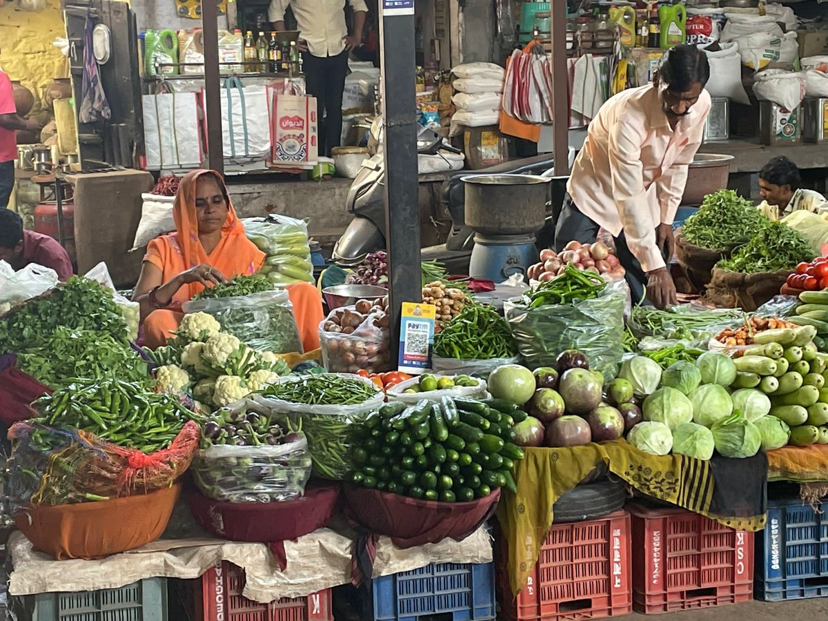 So much colour in beautiful Bundi ❤️❤️ #indiatravelgram #indiatravel #travel #travelphotography #norwichlanes #norwichshopping #SmallBusiness