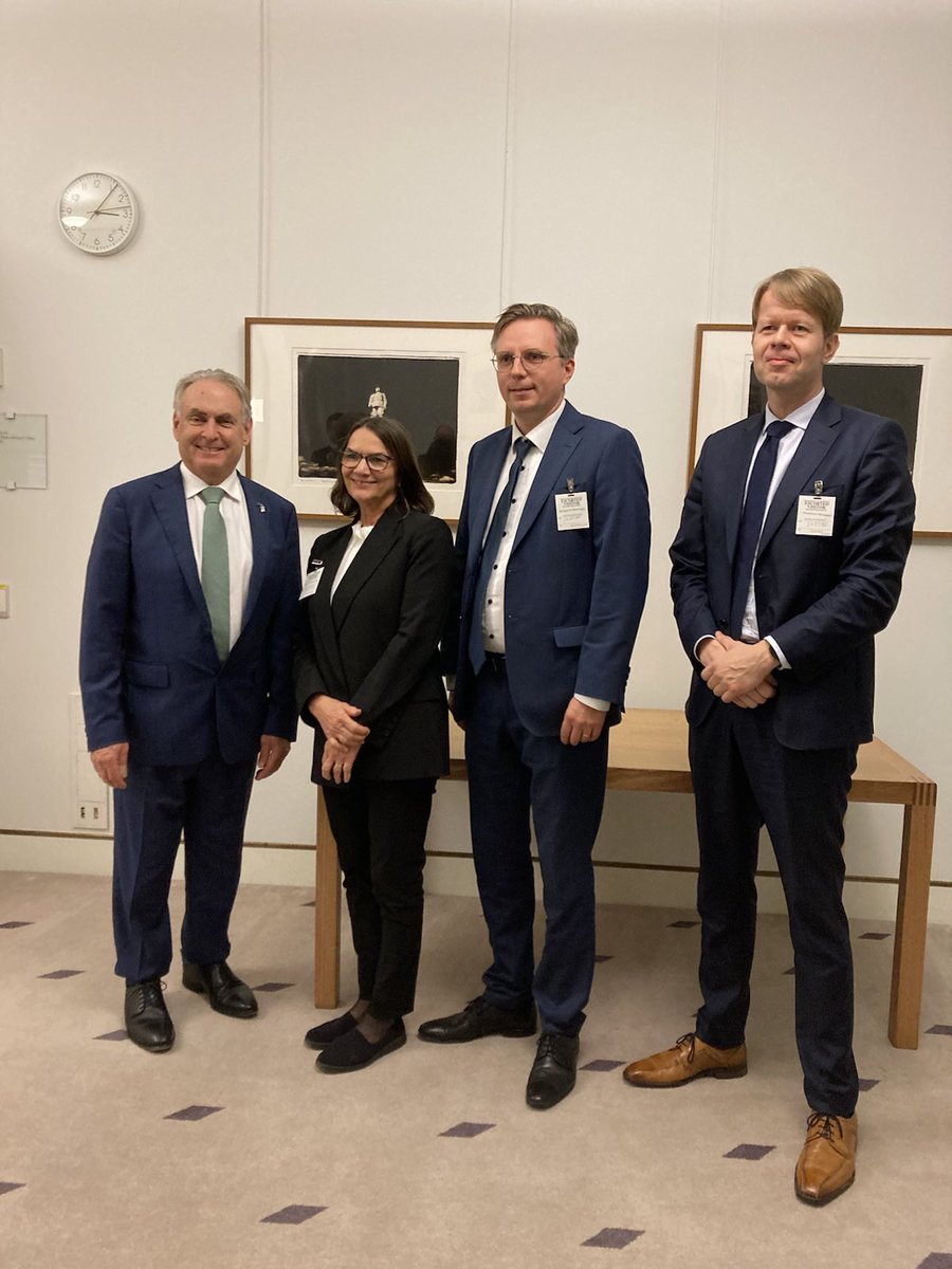 This afternoon, <a href="/VilleKopra/">Ville Kopra 🇺🇦</a>, State Secretary to the Minister for Development Cooperation and Foreign Trade of Finland met with Senator the Hon Don Farrell, Minister for Trade and Tourism.

🇫🇮🤝🇦🇺

#TeamFinlandAUS