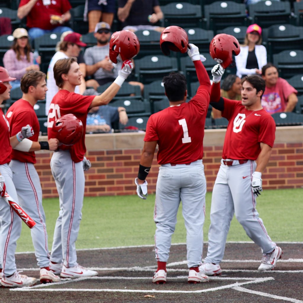 The #Sooners won 15-5 and 14-2 in the two segments vs. McLennan. Thanks to everyone who came to the ballpark, watched the stream or followed along today! #COMPETE | #CHAOUS