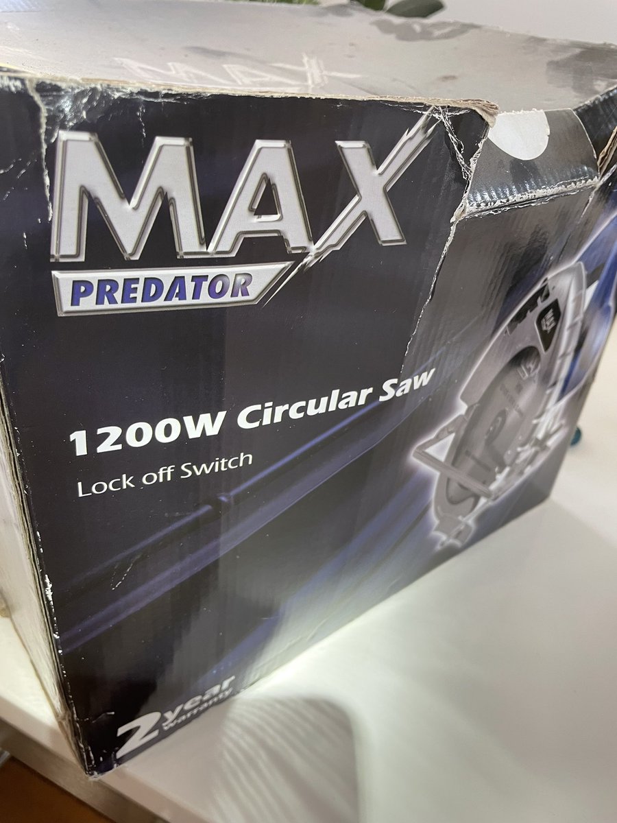 Every time I Ur my circular saw I’m super disturbed by the branding! (It was cheap a long time ago!)