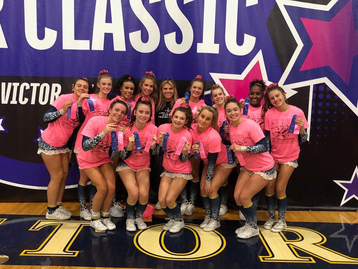 Thomas Titan Cheer tweet media
