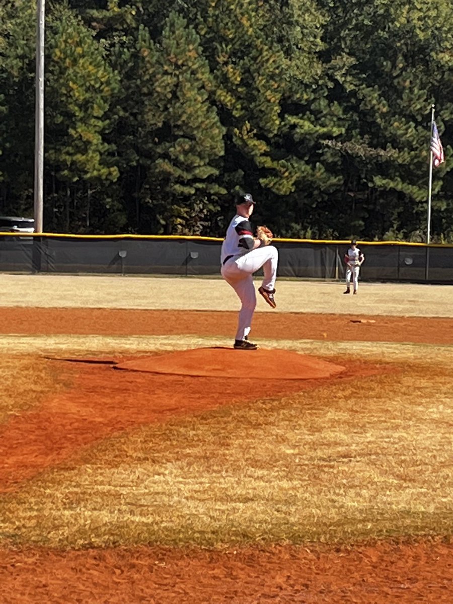 FactoryVelo's tweet photo. #VeloBoys 15u American are 5-3 this fall playing much better competition. We are proud of the improvement this team has made! Great job @TheRealAKlein48 @KyleYor66550364 https://t.co/YyWtzx2ROE