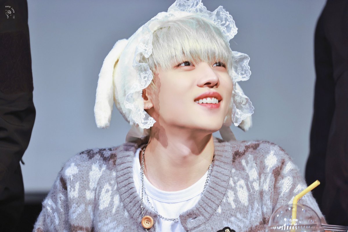 DateLove1206's tweet photo. 221023HQ

👼🏻👼🏻👼🏻

#재찬 #JAECHAN #DKZ https://t.co/tkXD8m5hrv