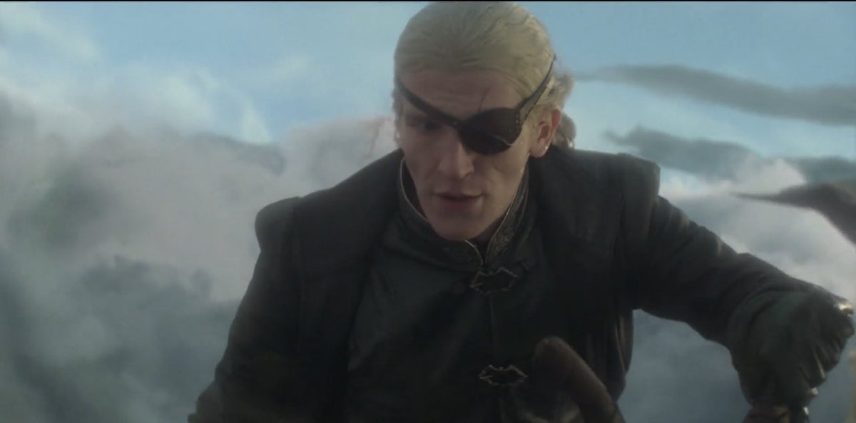 JustforSmilesss's tweet photo. It was at the moment he knew he fucked up #HouseOfTheDragon #HOTD #HouseTargaryen https://t.co/fiYnaPni3z