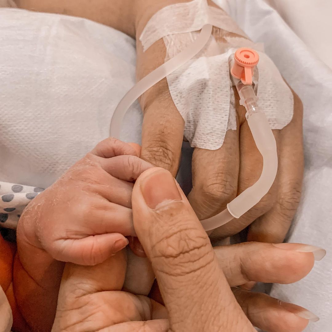 Alhamdulillah..
Selamat atas kelahiran anak kedua dari queen <a href="/DA2_Evi/">EVI_MASAMBA_REAL</a> ❣️

Semoga menjadi anak yang soleh, berbakti pada kedua orang tua dan tumbuh menjadi orang yang hebat dan sukses 😇❣️

#EviMasamba #evigassingindonesia