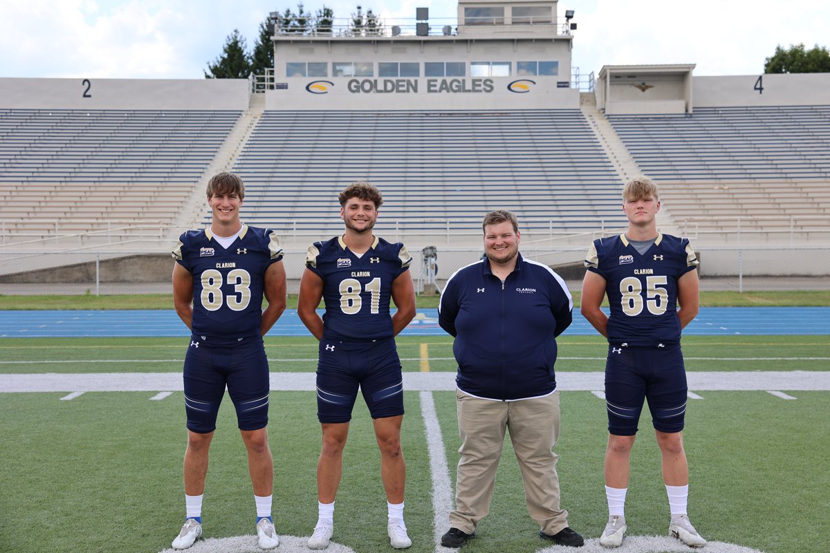 Happy national TE day from us to y'all! #wingsup