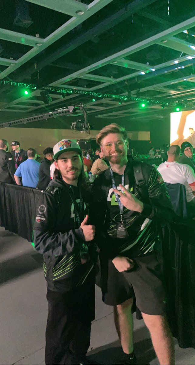 V1ce13337's tweet photo. Had the time of my life at @HCS WORLDS!!!!! #HCS #Greenwall https://t.co/xEOZ8tSWlu