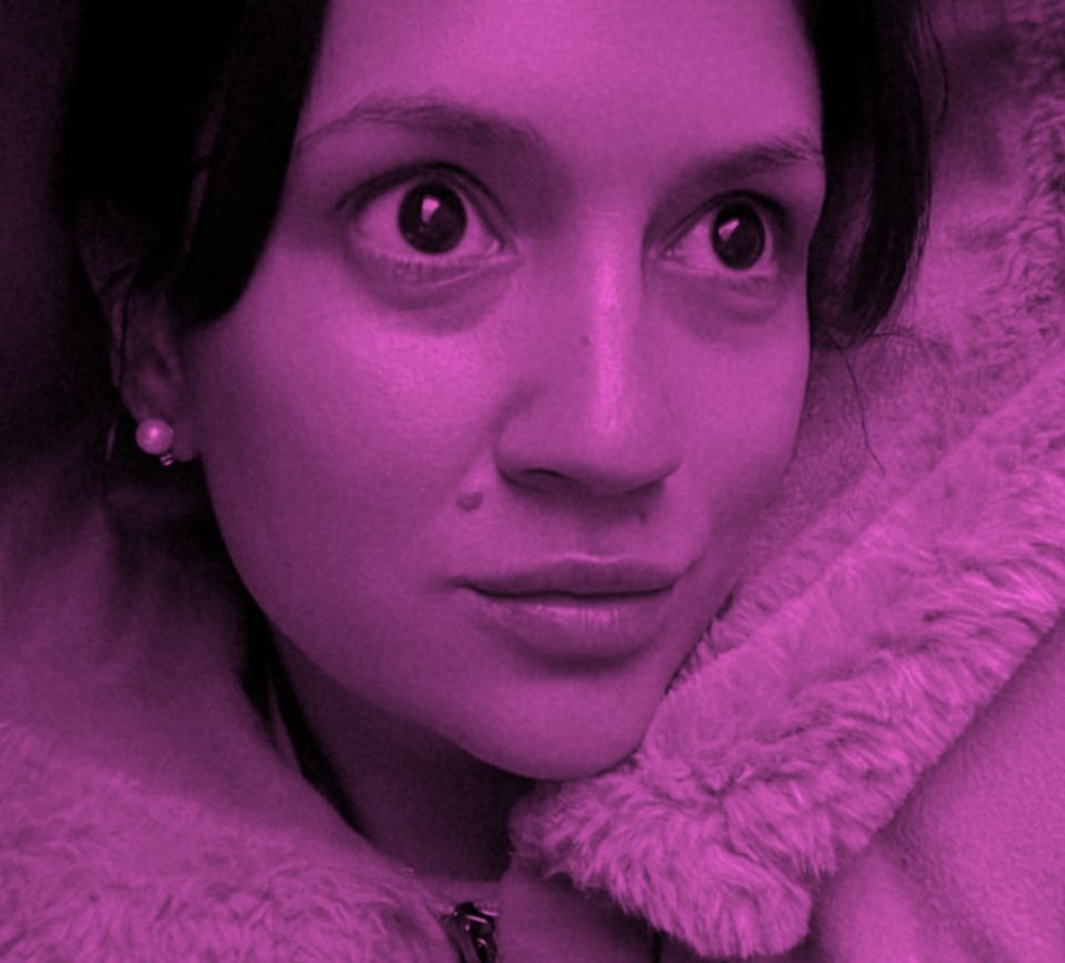 _adeavery's tweet image. Cande Sanchez as Emrata
A thread 💌