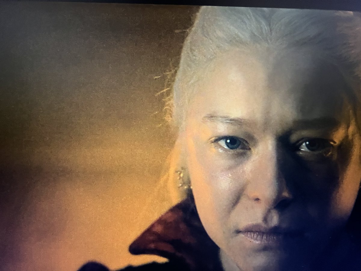 asmorenon's tweet photo. Fuuuuuuckkkkk!!!!🤯 #HouseOfTheDragon https://t.co/QsRCzol4KC