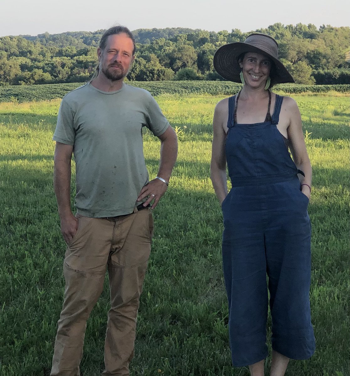 MicrocollegePod's tweet image. E07 Episode #7: Julie Tomaro, Nicholas WazeeGale - Folk Schools, Skills, and Knowledge rss.com/podcasts/thore… #folkschool #folkarts #craft #resilience #community