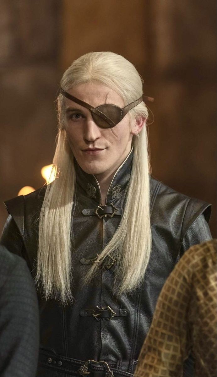 AmyGoonzaalez's tweet photo. Declaro a Aemond Targaryen como la persona a la que más odio de todo HOTD y GOT
Walder Frey? Joffrey Baratheon? Ramsay Bolton? Me valen pito, pinche tuerto desgraciado y resentido ya tenia canas en los huevos y Luke ni se había desarrollado😭😭
#LaCasadelDragon #HouseoftheDragon https://t.co/gFEEe5DXaG