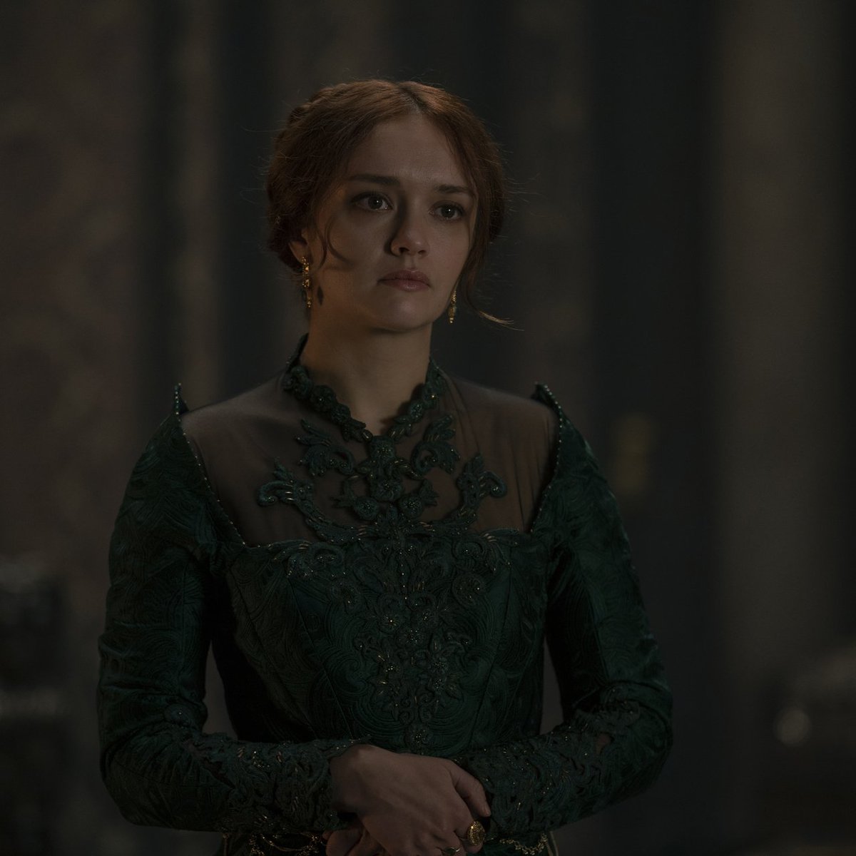 ItsNotTVpod's tweet photo. Complaints aside, huge credit to GRRM, Ryan Condal, and especially Milly Alcock &amp; Emma D'arcy #RhaenyraTargaryen and Emily Carey &amp; Olivia Cooke #AlicentHightower for bringing #HouseoftheDragon to life.

The show has been incredible, and so has the #HOTD community 🙏 #HOTDFinale https://t.co/ansJG9rXsh