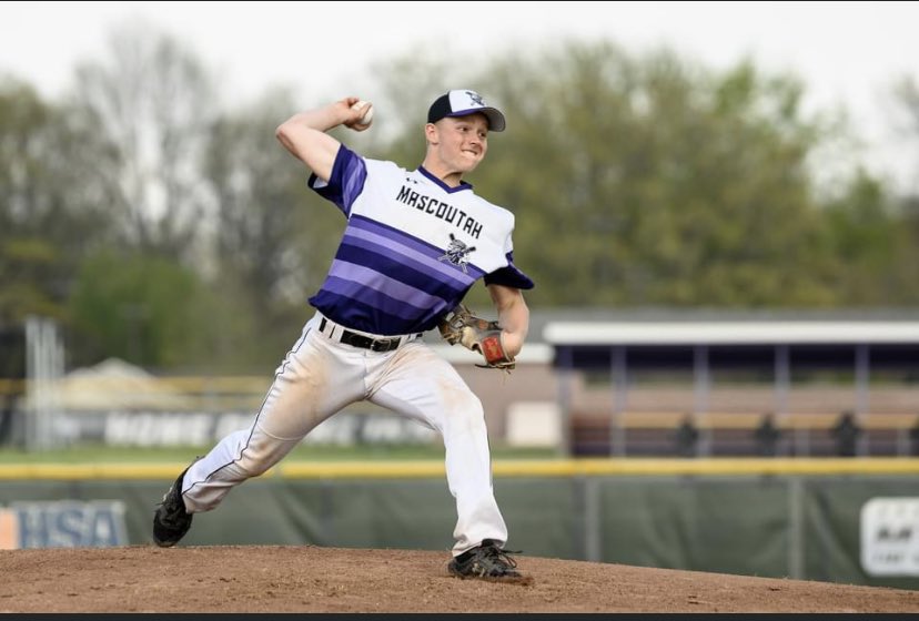 Congrats to Senior P/IF Tyler Ballor on his recent commitment to play at St.Charles CC!  Tyler was All-Conference on the mound as a Junior!  #EAT