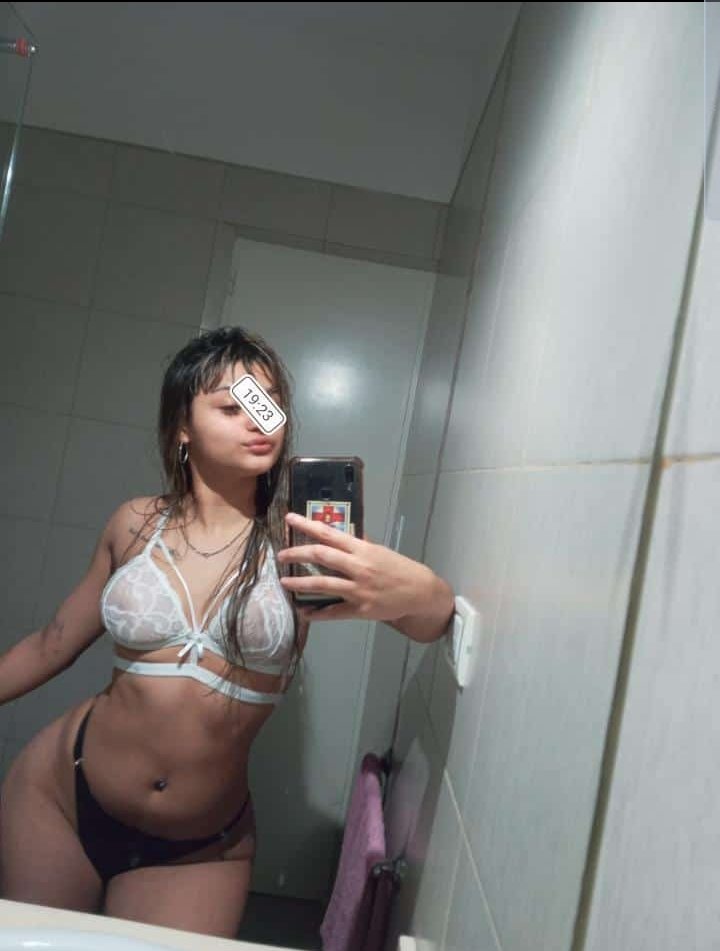 Regrese mis amores 😽🙈
Voy a estar siguiendo a todo el que me de RT 🔁, me gusta ♥ y comenté mí publicación 💭
Por mí regreso, a los mejores 5 comentarios les voy a estar enviándoles un videito por MD 🤭😋