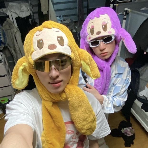 jaewithany's tweet photo. bestie or wtv👽🖖🏼 https://t.co/CgYYNGrj2K