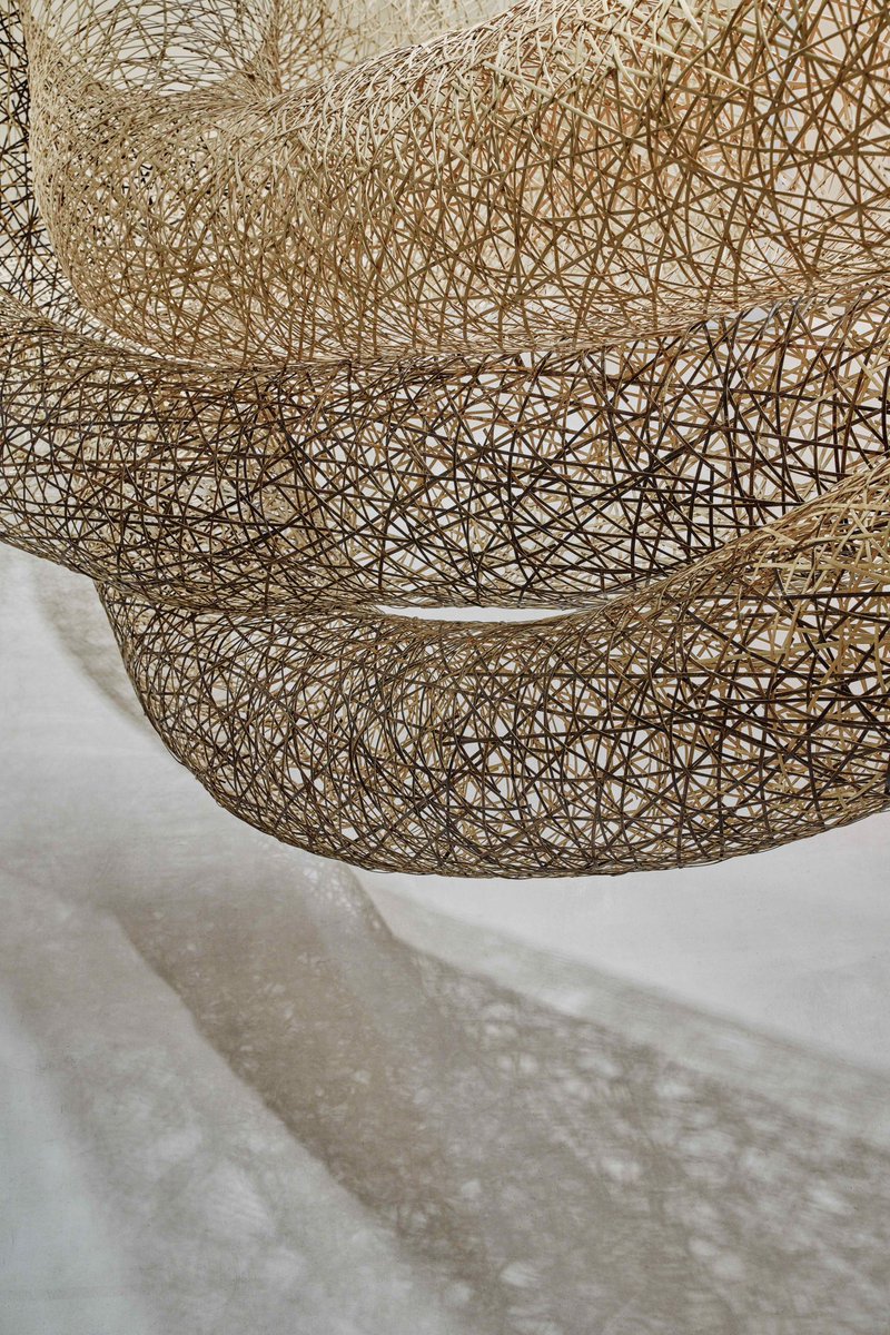 JHLosAngeles's tweet photo. These 15,000 strips of #bamboo are all held together with tension, no glue here! Have you visited LIFE CYCLES | A Bamboo Exploration with Tanabe Chikuunsai IV at #JHLA yet? Drop a π if youβve visited, or β€οΈ if you want to!
πΈ: Tadayuki Minamoto
#BambooLifeCycles #ThingsToDoInLA https://t.co/jAXzWPLSTz