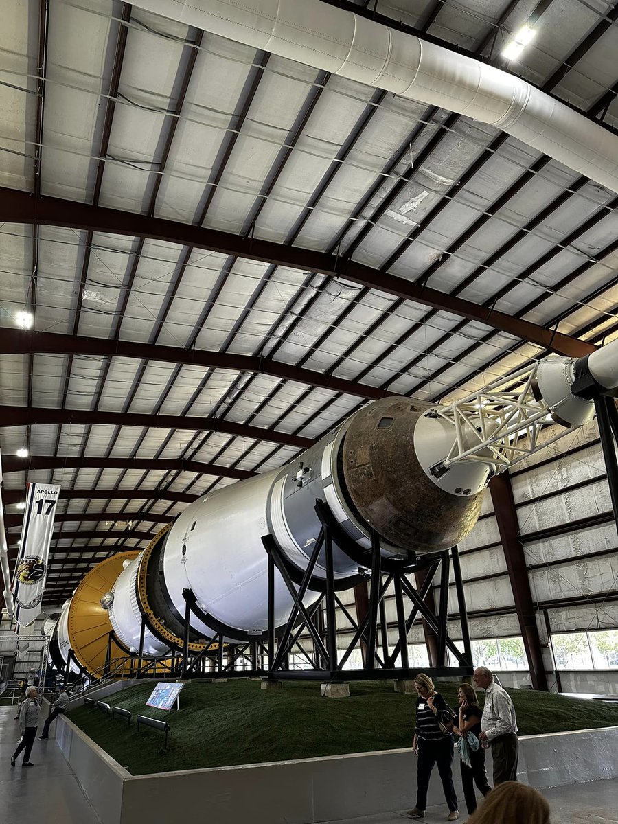 OStJUSA's tweet photo. Many confrères spent all their time volunteering to make investiture a moving experience for all members! But there were some chances for fun—like a tour of @SpaceCenterHou. The #GrandPrior #DukeofGloucester was able to see some of @NASA's history today!
#HoustonInvestiture2022 https://t.co/eD9grkDdR0