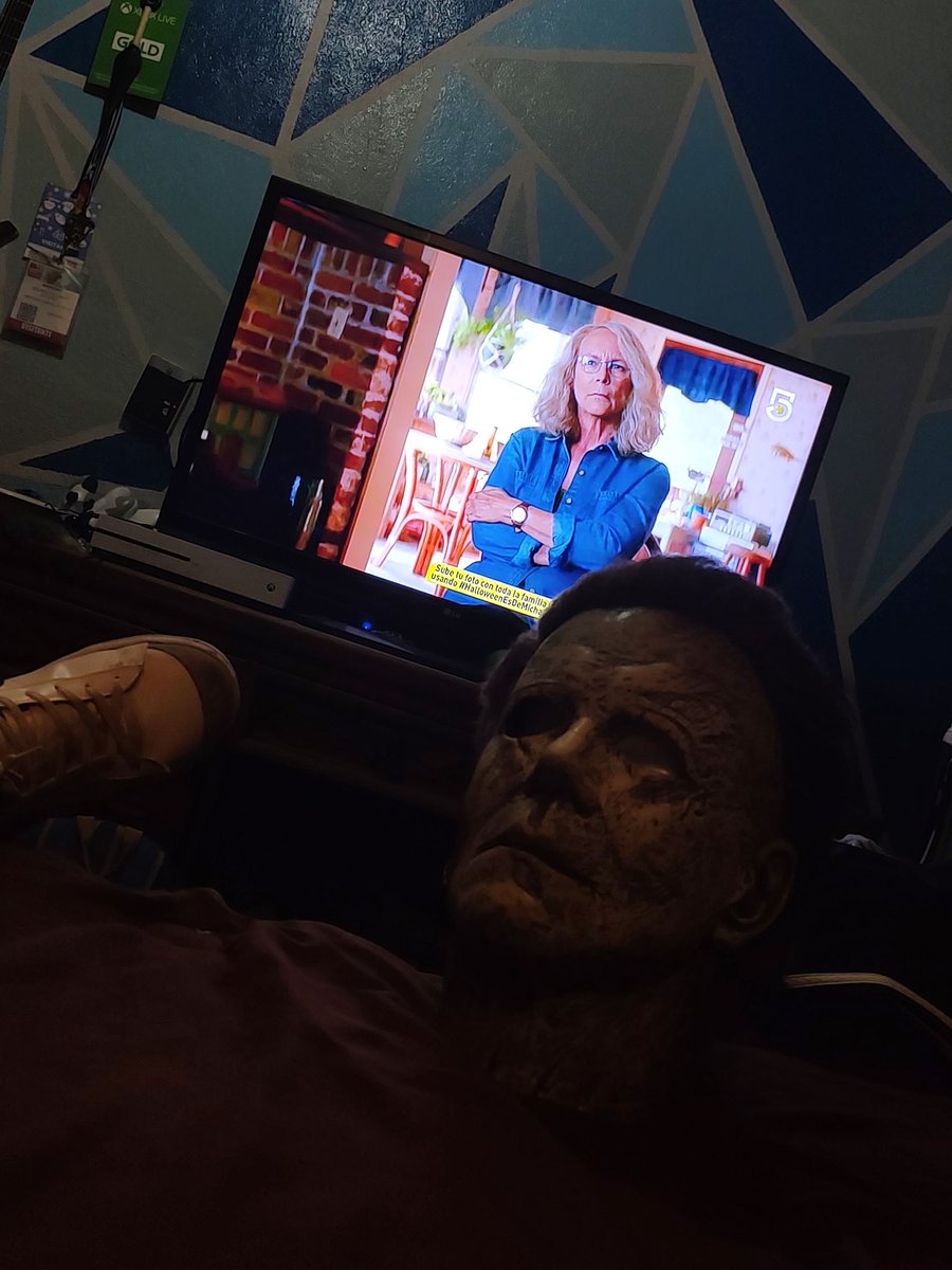 Jaime_Ed19's tweet photo. #MichaelMyersEnEl5 #HalloweenEsDeMychaelMayers 🔪🔪🔪 https://t.co/4jrVdNXx27
