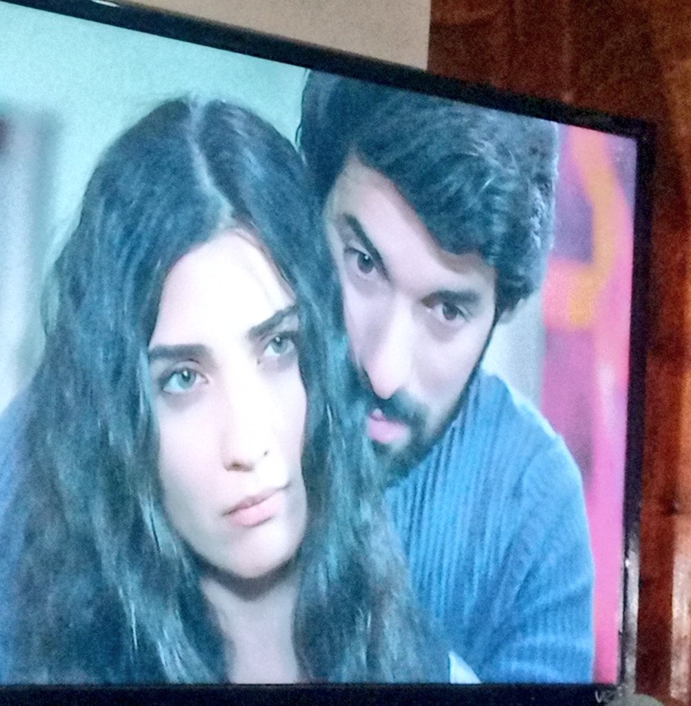 HsMarilu's tweet photo. Amo a #ElifyOmar, mi serie favorita por siempre!. Saben algo? En esta serie si existen las #SEGUNDASPARTES 🤧😭
Cuando el amor es verdadero no hay nada que lo haga cambiar.
Ah también en la vida real, ella es su musa,la chica de los hermosos ojos! https://t.co/H1FzaoevCS