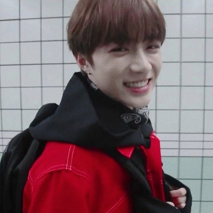 ournikg's tweet photo. 1300 dias com o beom, tô mal ☹️💗 https://t.co/r8UFrwu9VG