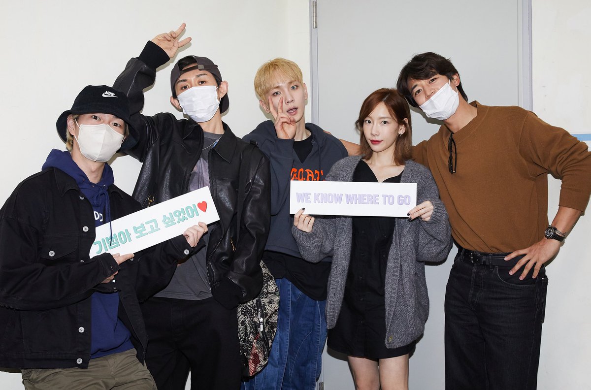 taeyeon at kibum solo concert😭🥺
#태연 #키 #TAEYEON #KEY