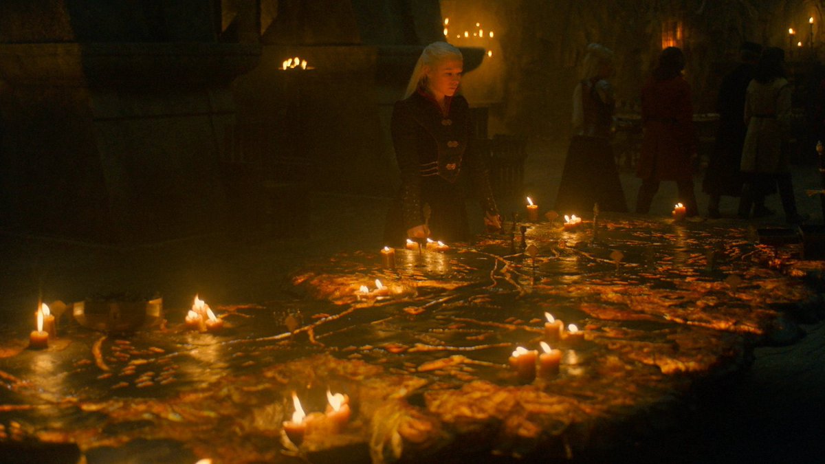 This is the coolest table I've ever seen. #HouseOfTheDragonHBO #HouseOfthedragon #HOTD