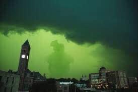 MadInvite's tweet image. Storm over Sioux Falls SD tonight had a Ghostbusters sighting!  Pillsbury Doughboy about to attack the city. Photo credit to Lesa Lee.  #Ghostbusters